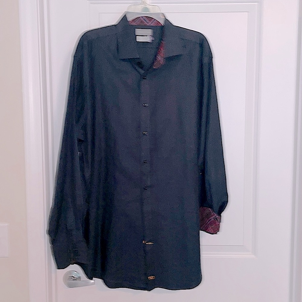 Thomas Dean Mens Dress Button Down Shirt. Only worn a couple of times.